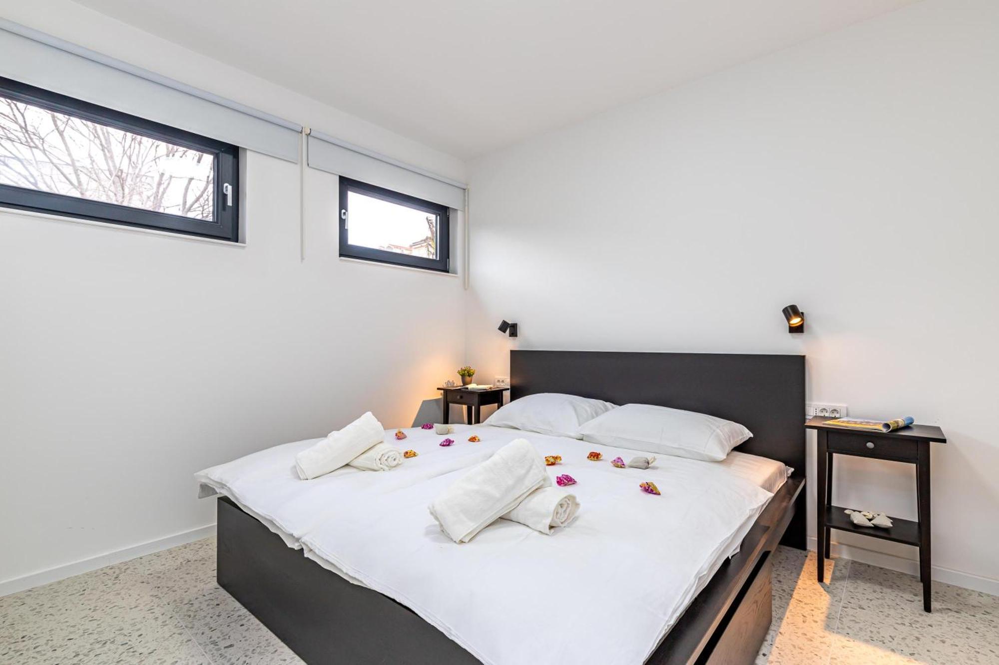 Sapore Di Mare Apartments - Happy Rentals Башка Экстерьер фото