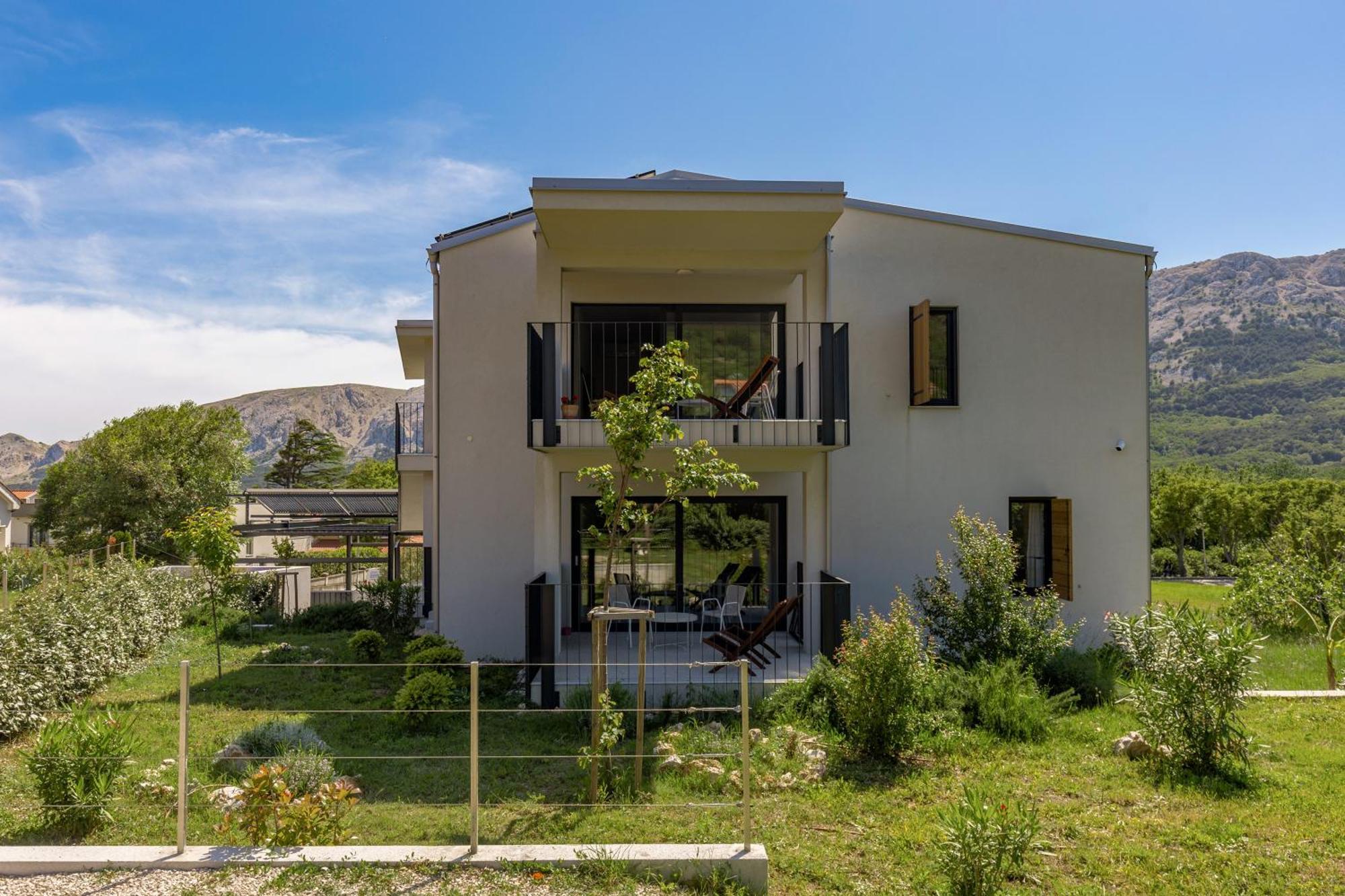Sapore Di Mare Apartments - Happy Rentals Башка Экстерьер фото