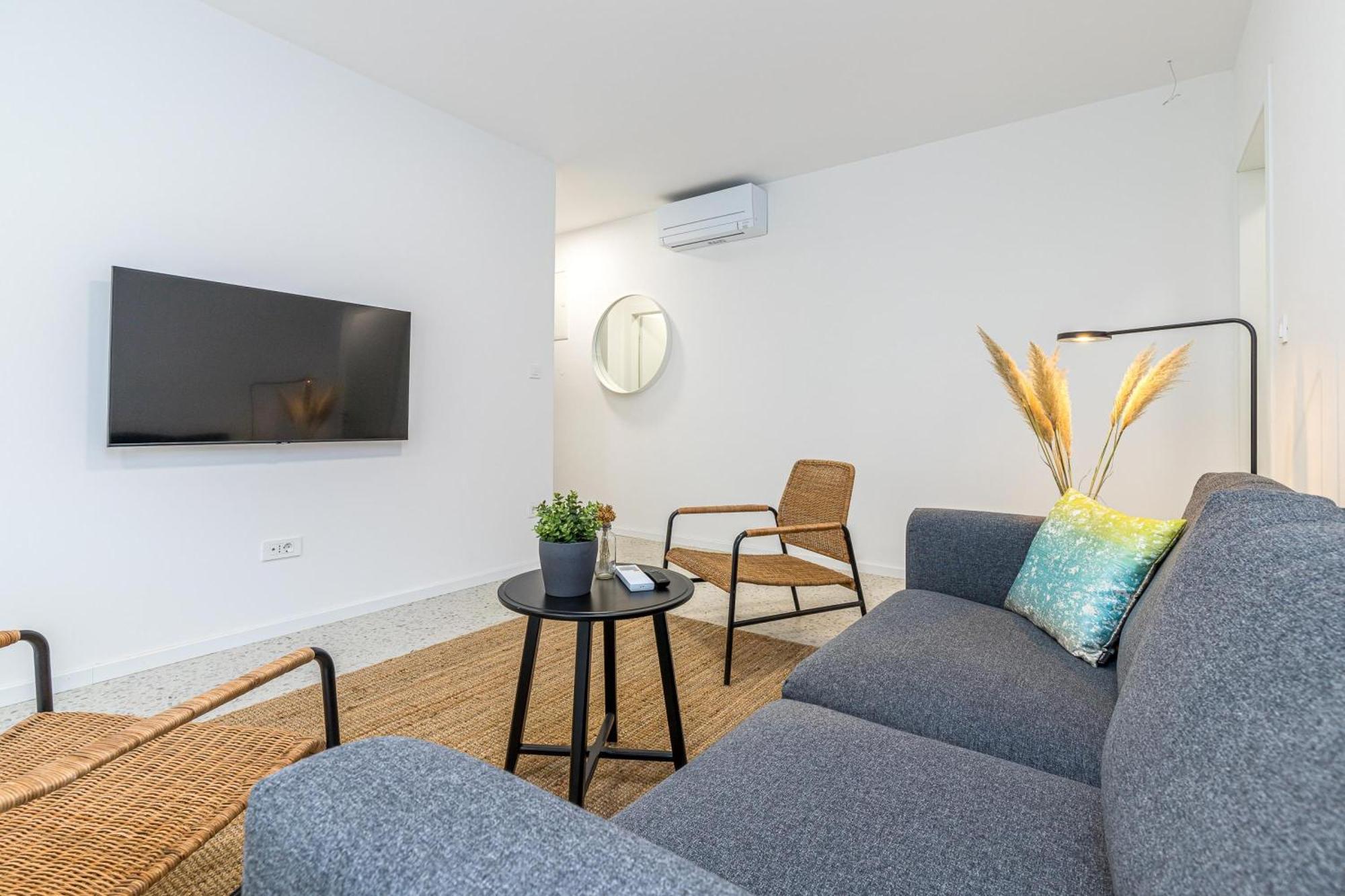 Sapore Di Mare Apartments - Happy Rentals Башка Экстерьер фото