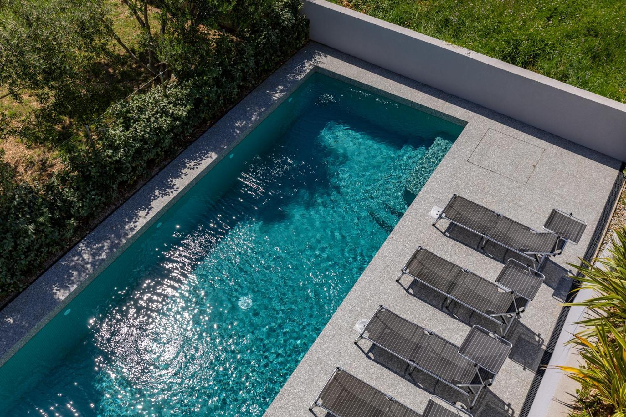 Sapore Di Mare Apartments - Happy Rentals Башка Экстерьер фото